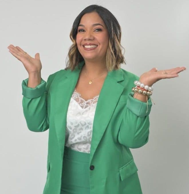 Carla Diaz, Agente licenciada en salud y vida